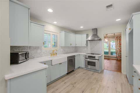 Tiny photo for 8851 Larston Street, Houston, TX 77055 (MLS # 5147794)