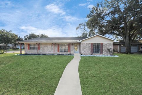 13103 Suzanne Street Stafford TX 77477