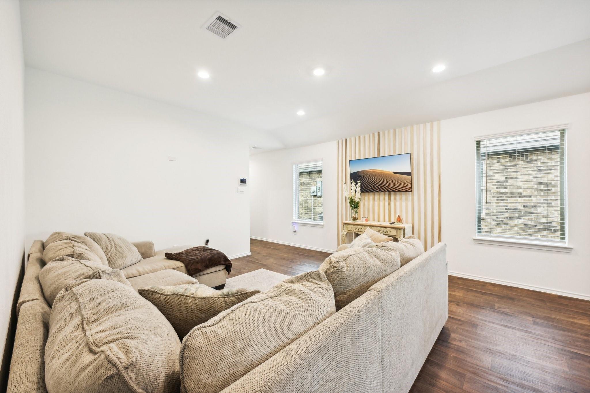22530 Aspen Tarn Trail