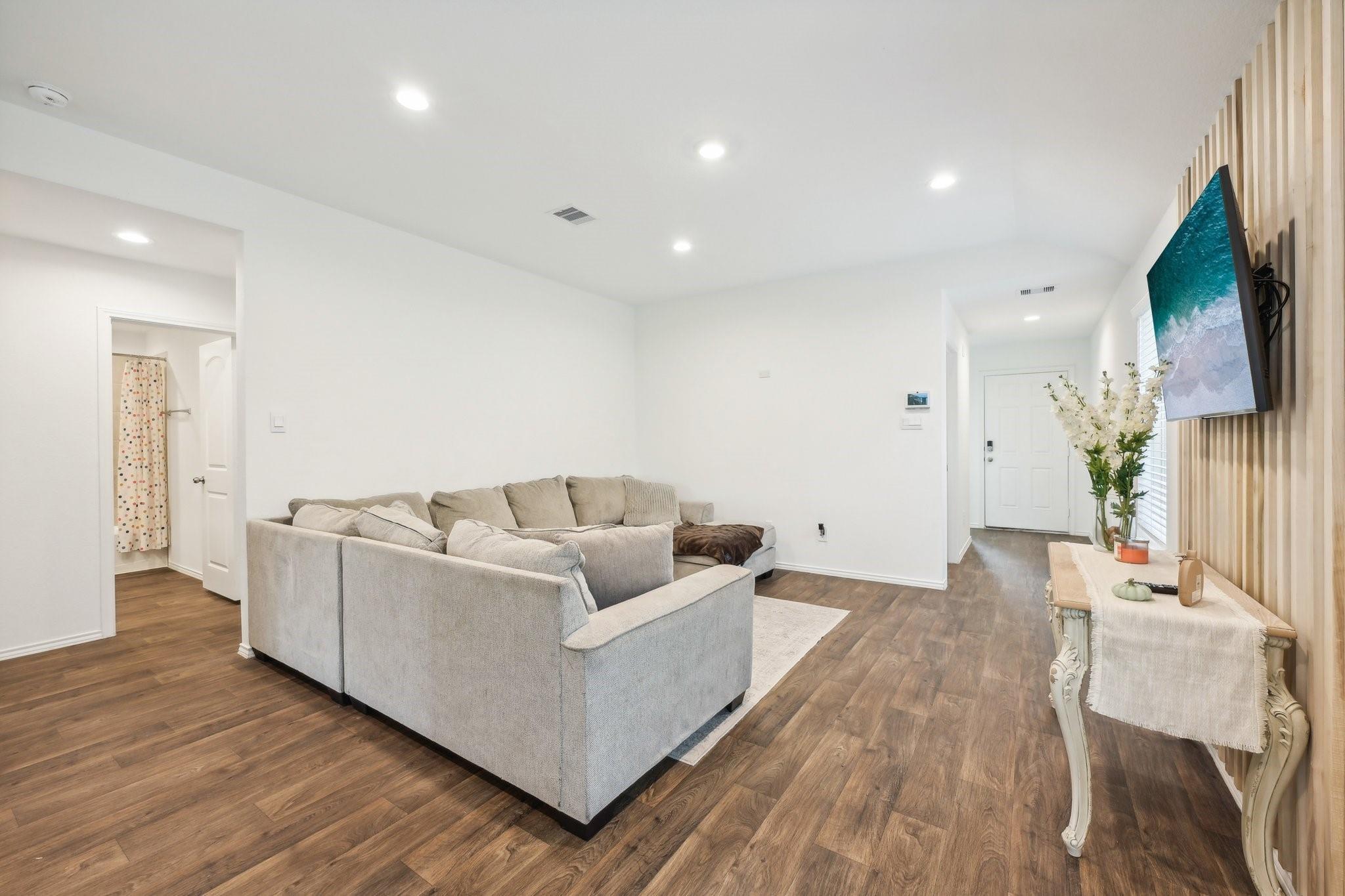 22530 Aspen Tarn Trail