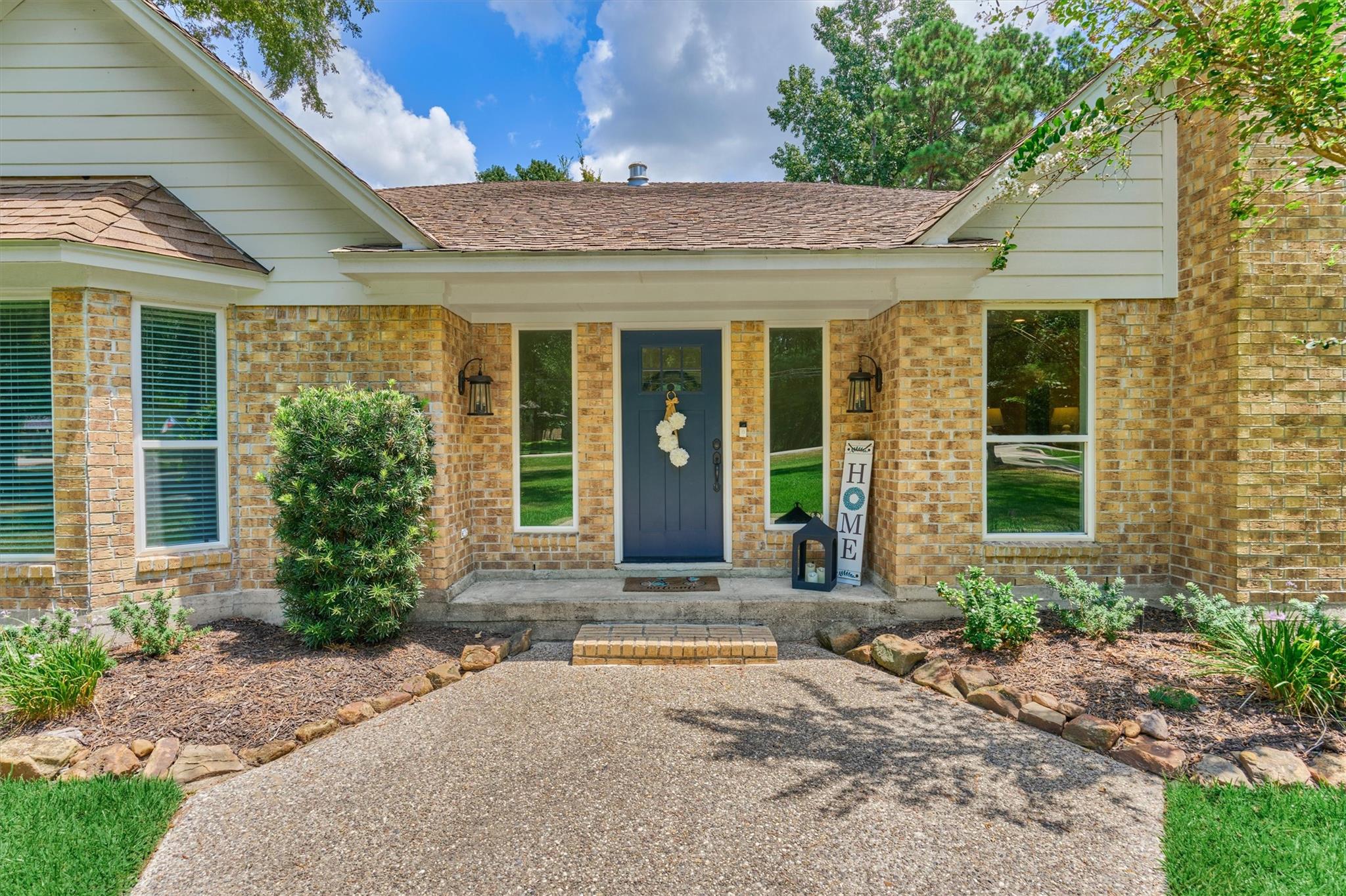8 Wind River Court