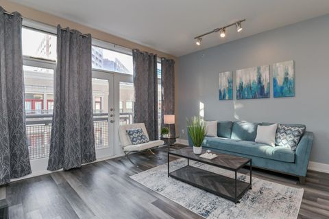 Photo of 1901 Post Oak Boulevard #4114, Houston, TX 77056 (MLS # 69610054)