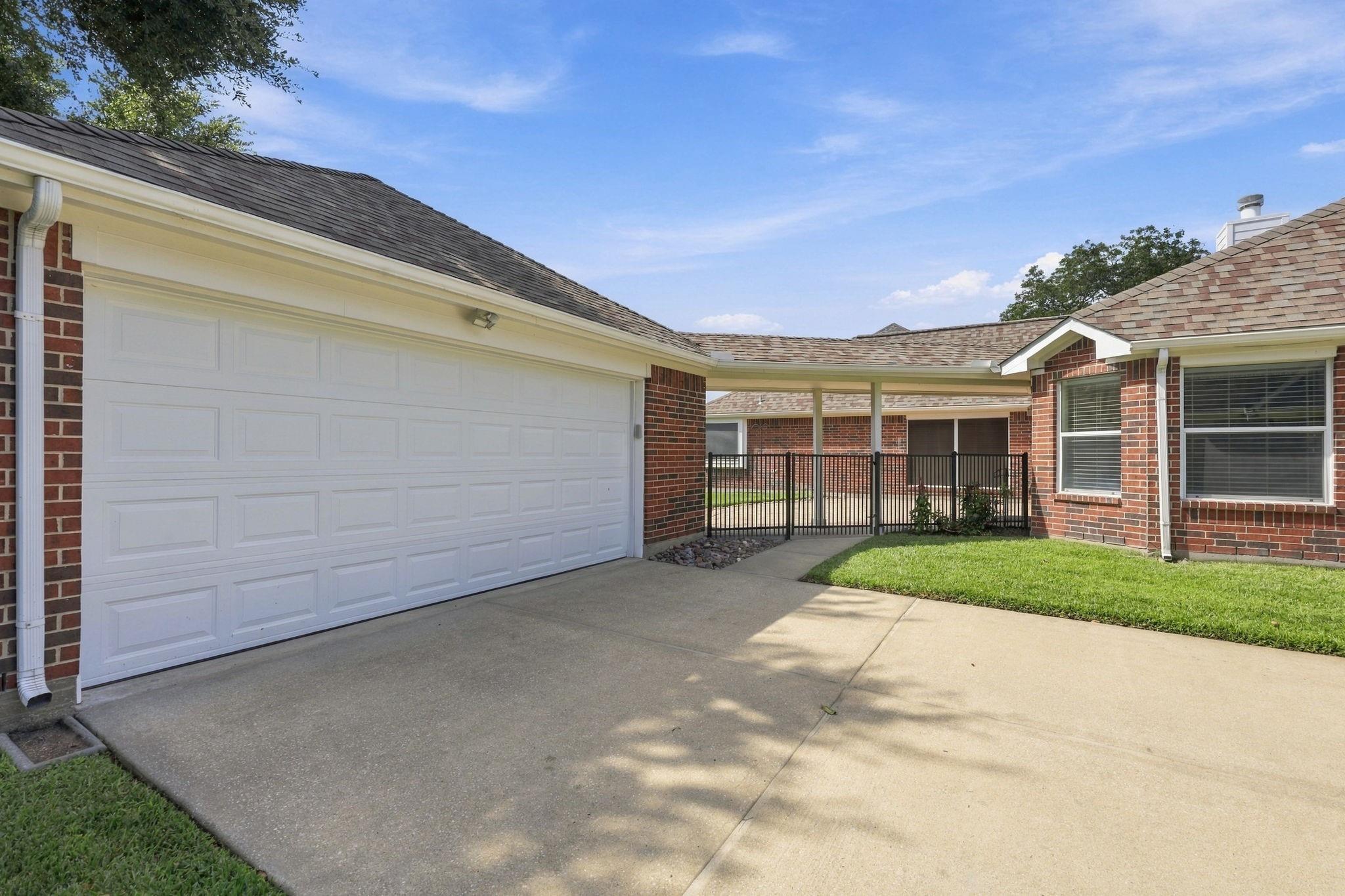 33211 Woodton Court