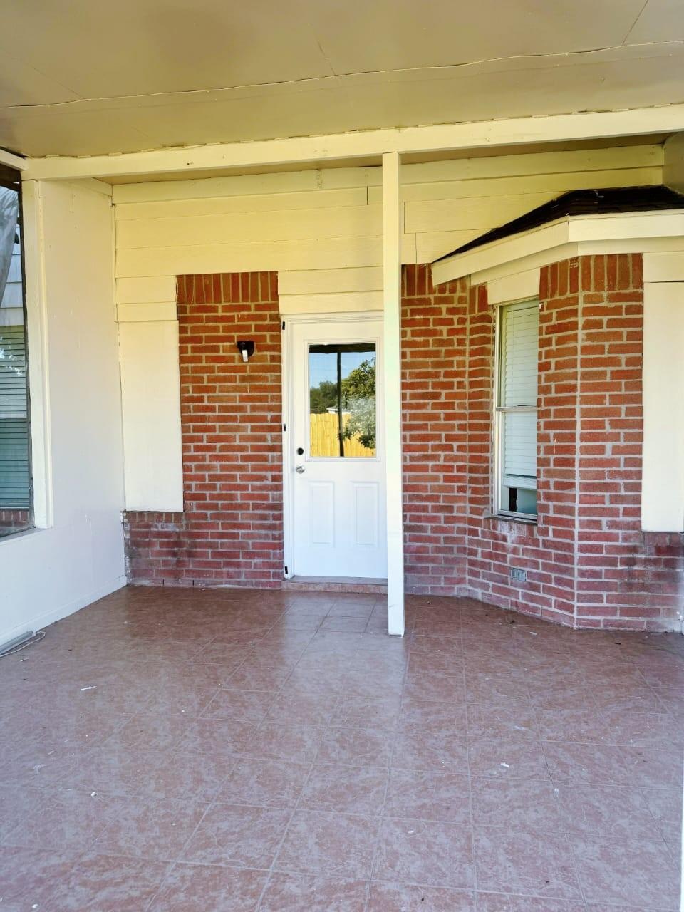 9323 Eaglewood Spring Drive