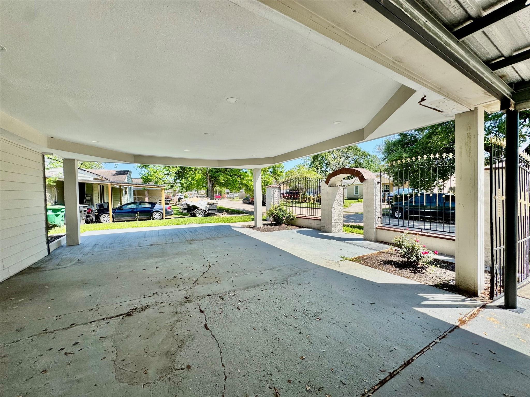 4613 Dewberry Street