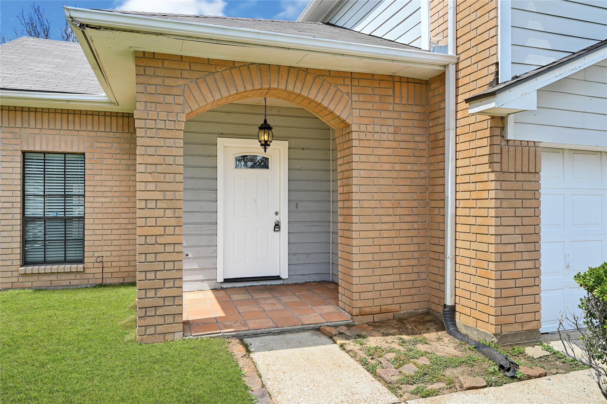 12322 Meadow Ridge Drive