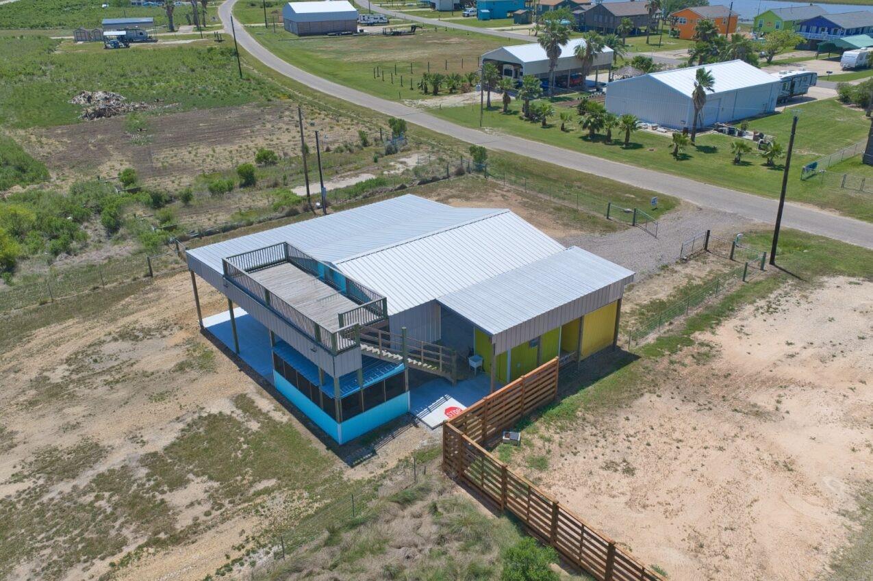 996 Blue Water Boulevard