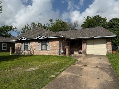 Photo of 8835 Glenhouse Drive, Houston, TX 77088 (MLS # 63800367)