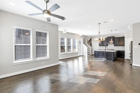 Photo of 12562 Holly Blue Lane, Houston, TX 77077 (MLS # 68186180)