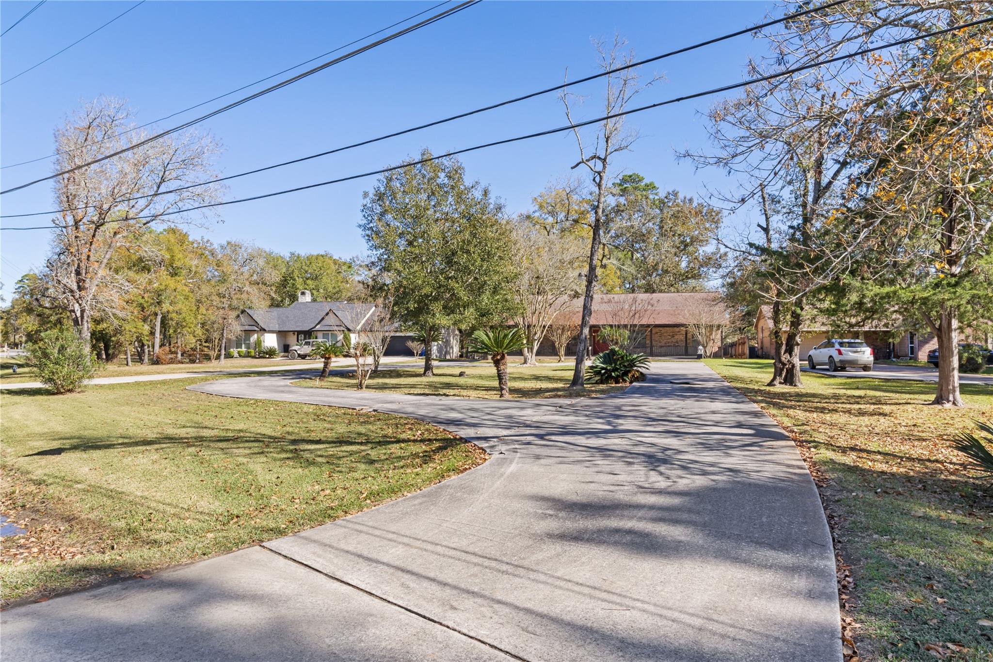 6214 Bayou Boulevard