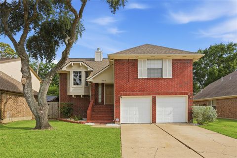 Photo of 12919 Careywood Drive, Sugar Land, TX 77478 (MLS # 31080002)