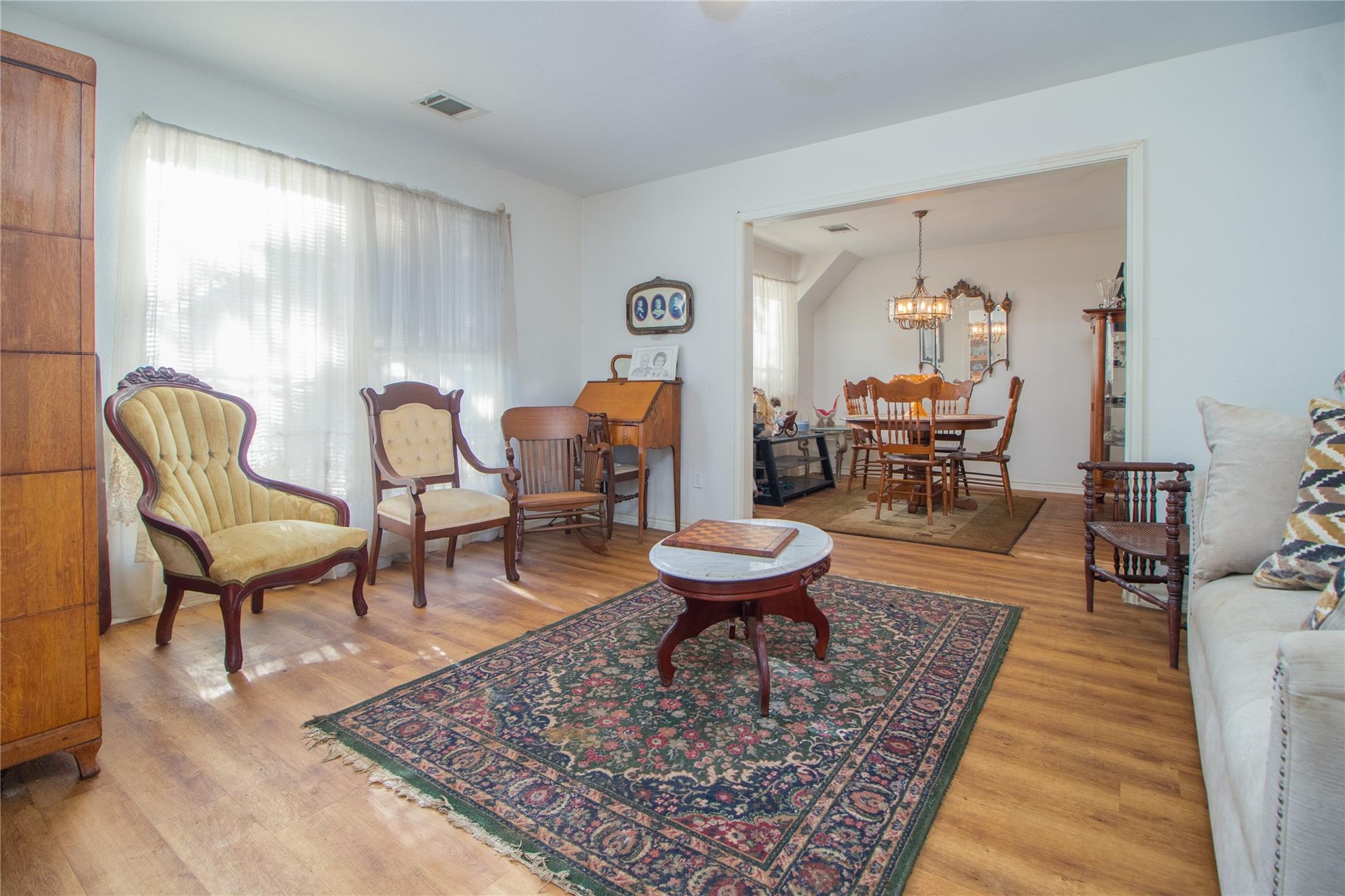 19718 Oak Branch Court