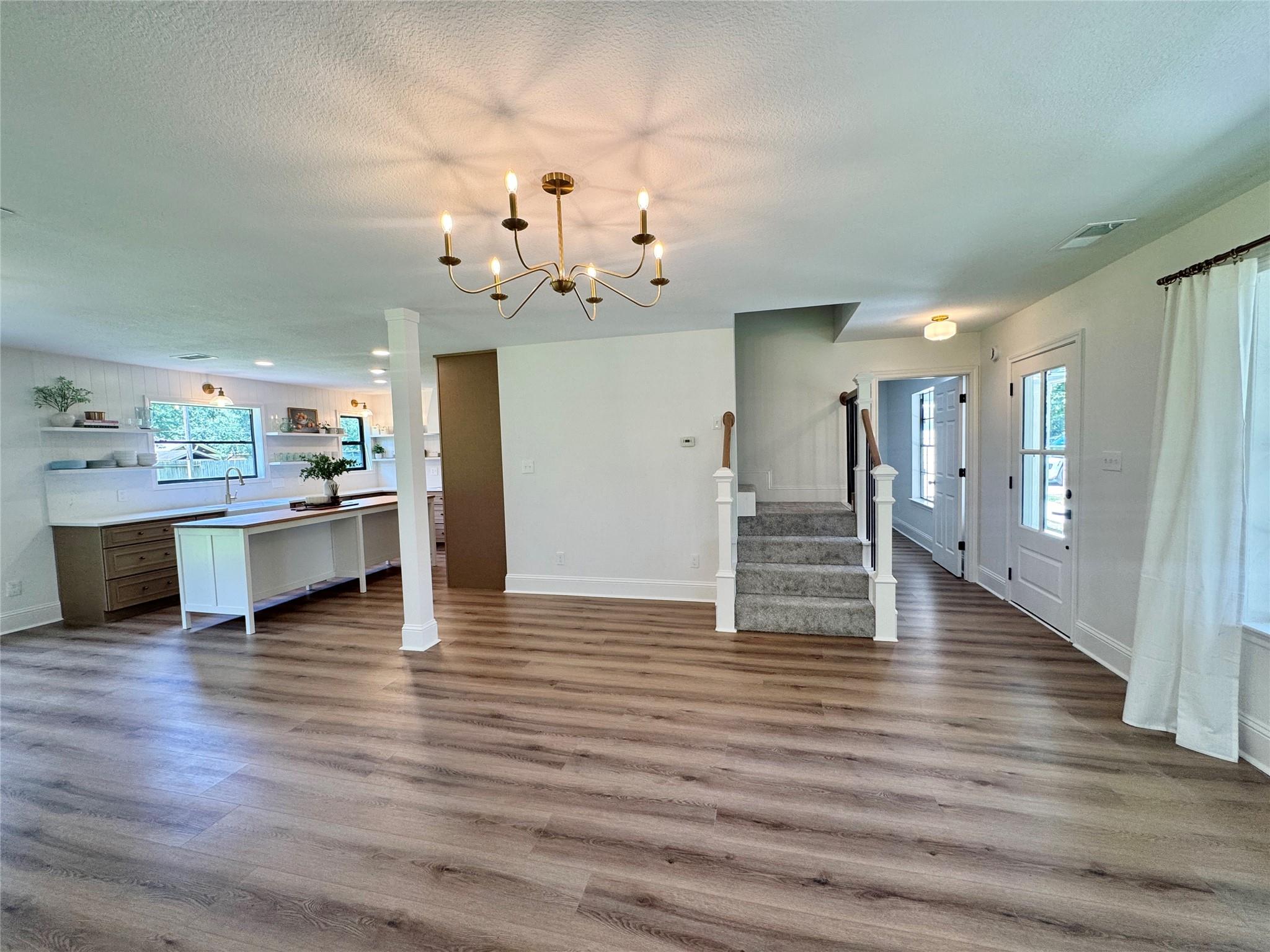 7407 Nickaburr Creek Drive