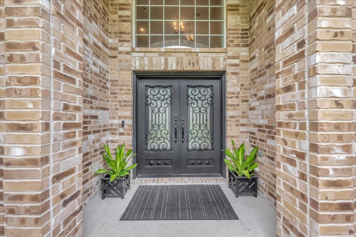 2225 Palm Bay Circle