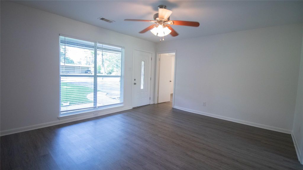 Photo of 322 Broad Ripple Drive, Houston, TX 77336 (MLS # 76303104)