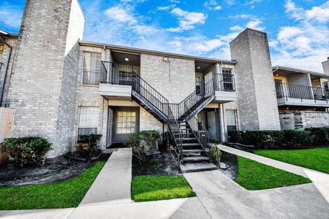 Photo of 6500 Sands Point Drive #406, Houston, TX 77074 (MLS # 10141067)