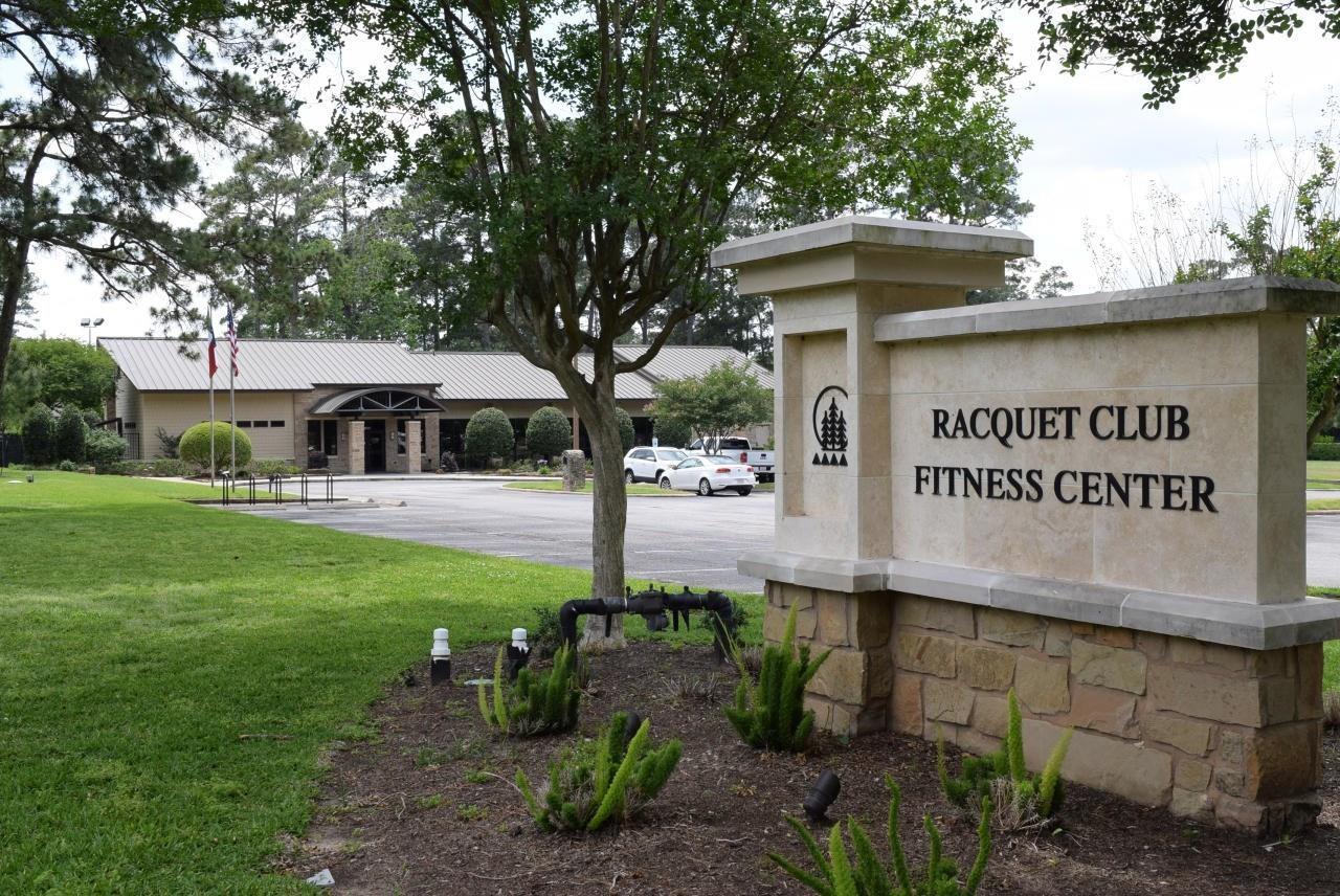 3203 Meadowlark Lane