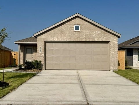 Photo of 9214 Bright Birdie Lane, Baytown, TX 77521 (MLS # 59376625)