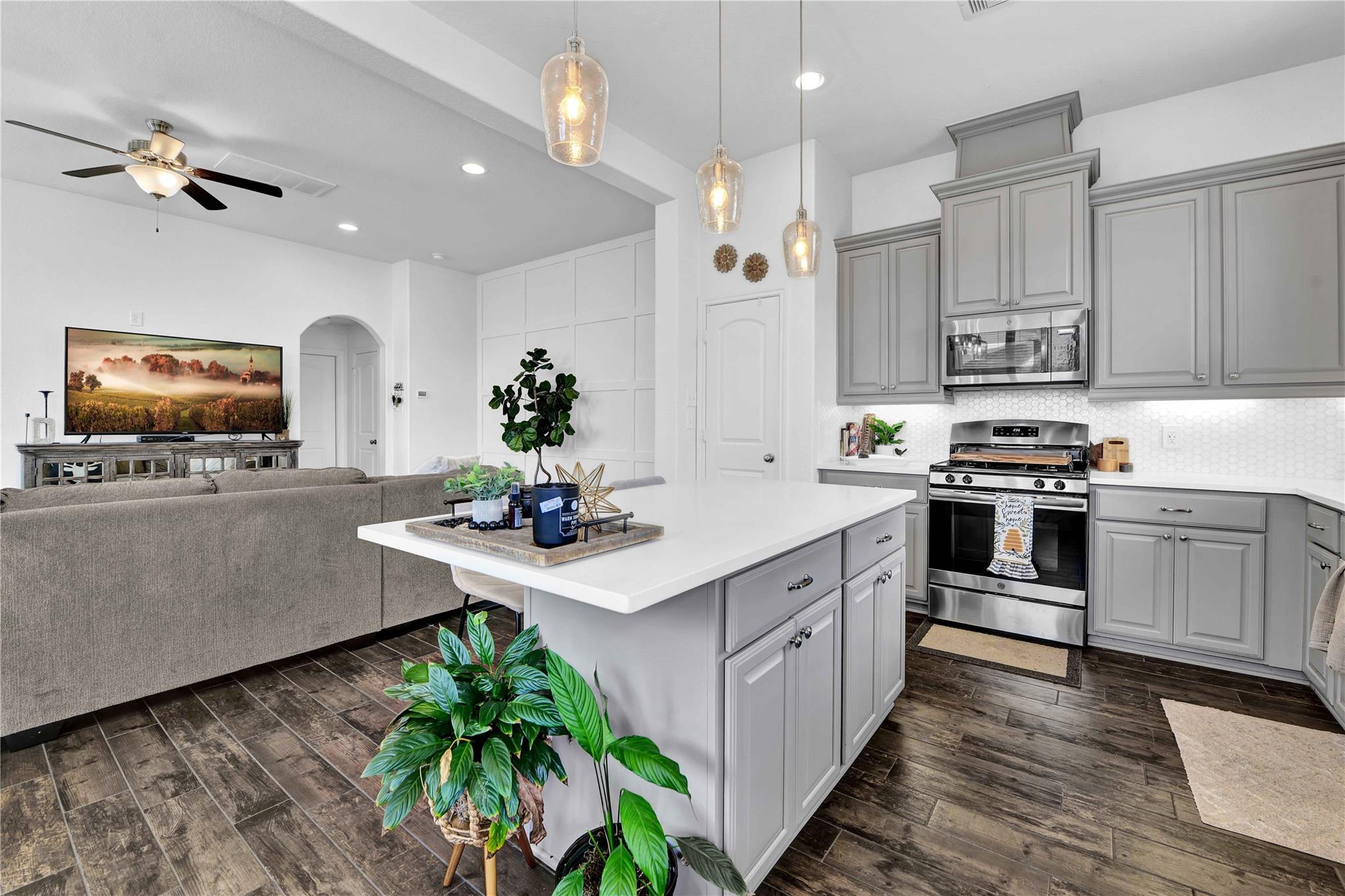 25326 Fallen Acorn Court