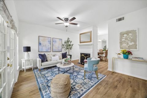 Photo of 11711 Memorial Drive #105, Houston, TX 77024 (MLS # 81556580)