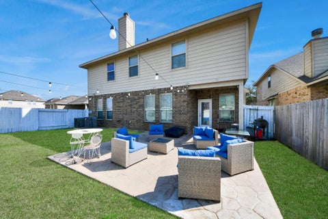 Tiny photo for 12119 Redbud Brook Trail, Houston, TX 77089 (MLS # 46942715)