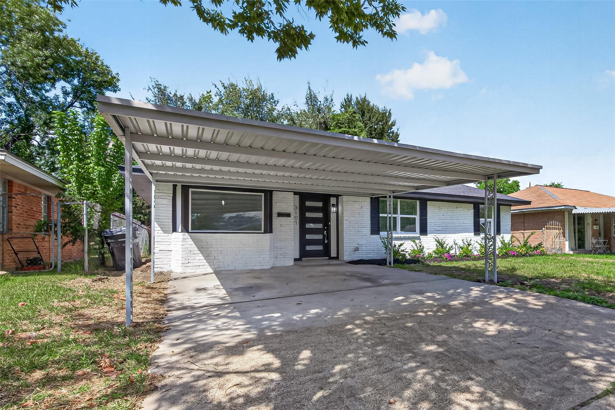 3107 Sunnydale Drive