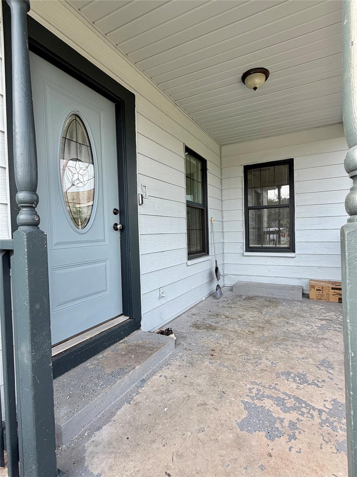 1214 W 5th Street