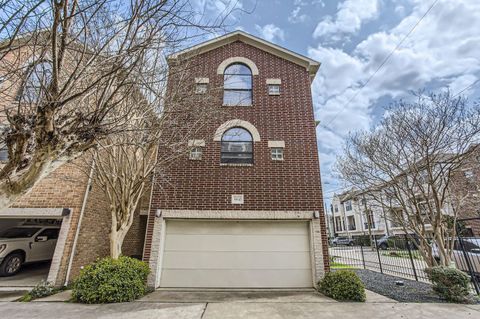 Photo of 5830 Larkin Street, Houston, TX 77007 (MLS # 92424260)