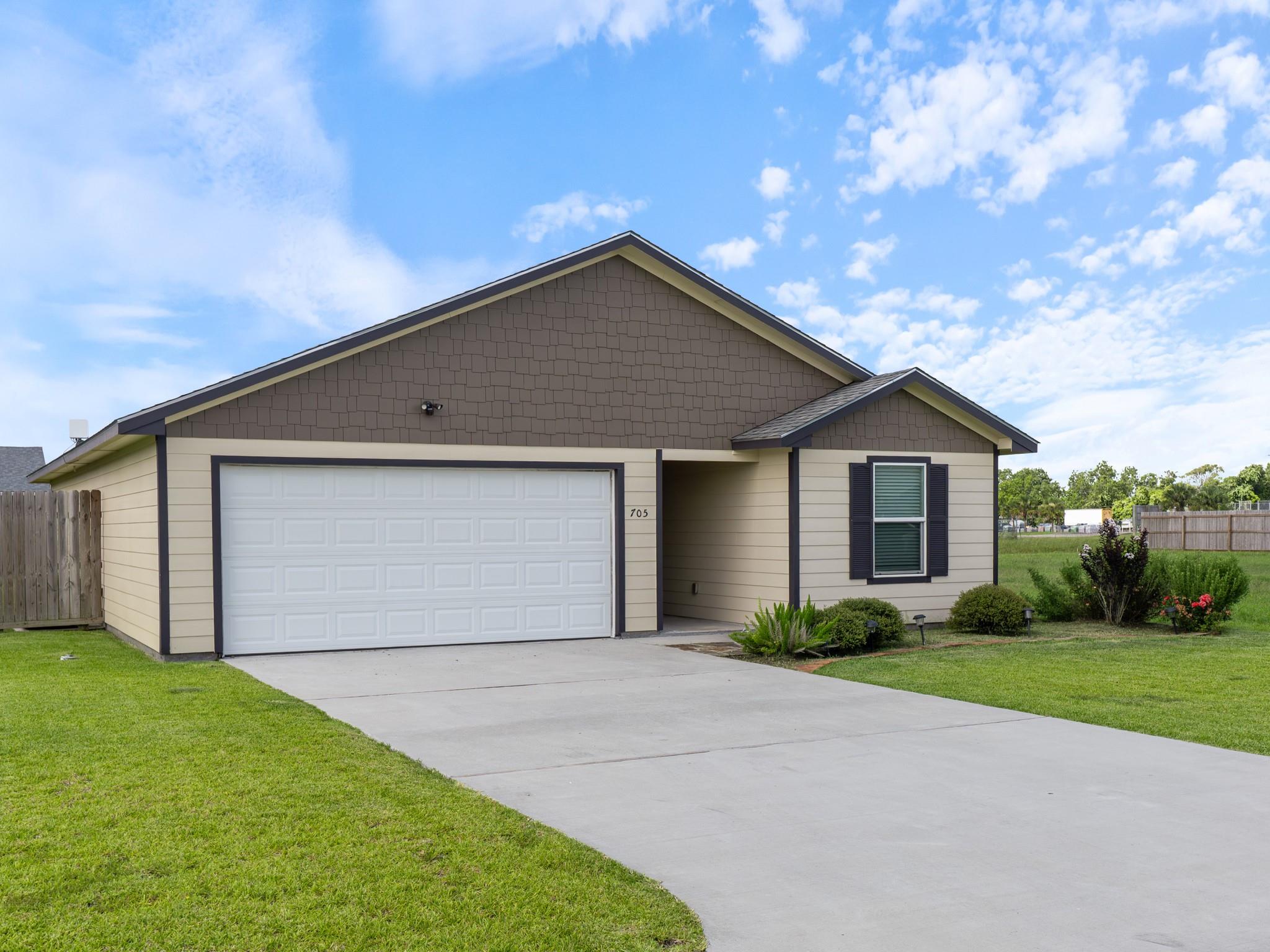 705 Flycatcher Drive