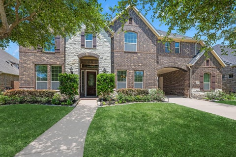 Photo of 1016 Bolivar Point Lane, Friendswood, TX 77546 (MLS # 38075144)