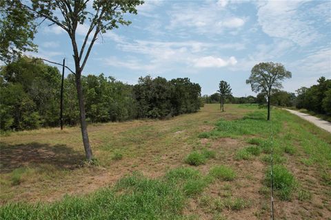 Photo of TBD County Road 3470 E, Lovelady, TX 75851 (MLS # 69949122) Photo of TBD County Road 3470 E, Lovelady, TX 75851 (MLS # 69949122)