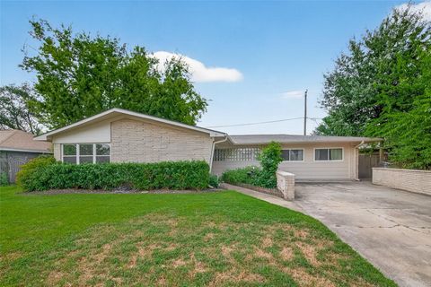 Photo of 5001 Libbey Lane, Houston, TX 77092 (MLS # 39216748) Photo of 5001 Libbey Lane, Houston, TX 77092 (MLS # 39216748)