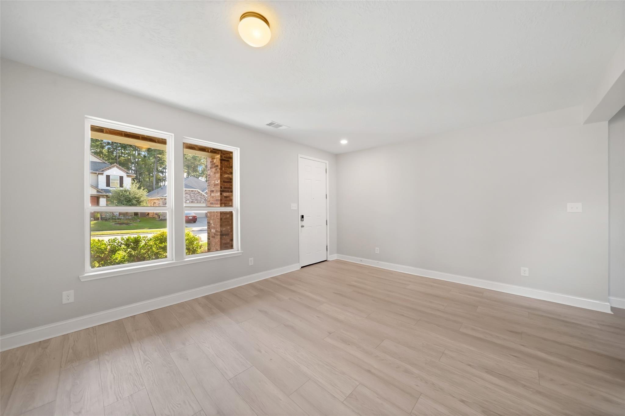 3964 Eagle Nest Lake Lane