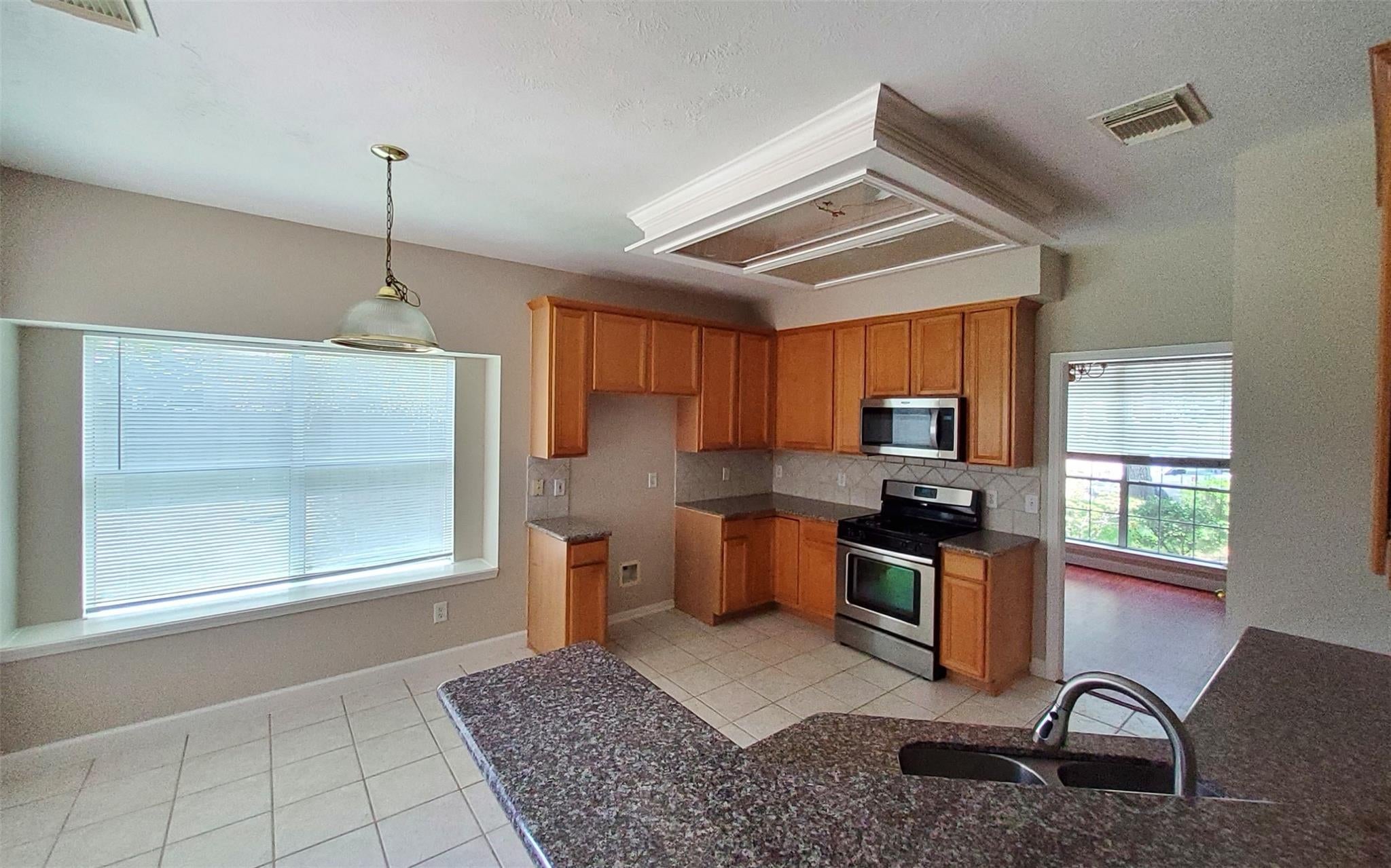 2707 Sun Beam Court