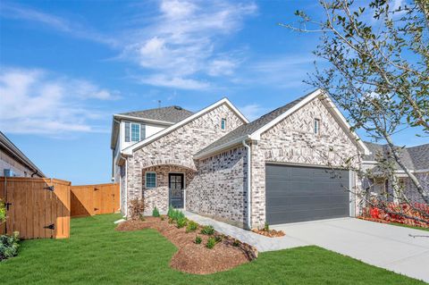 Homes For Sale - 8135 Kay Harbor Drive<br/> Cypress, TX 77433