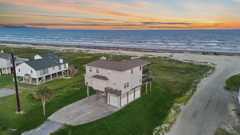 Photo of 23401 Termini San Luis Pass Road, Galveston, TX 77554 (MLS # 69904037)