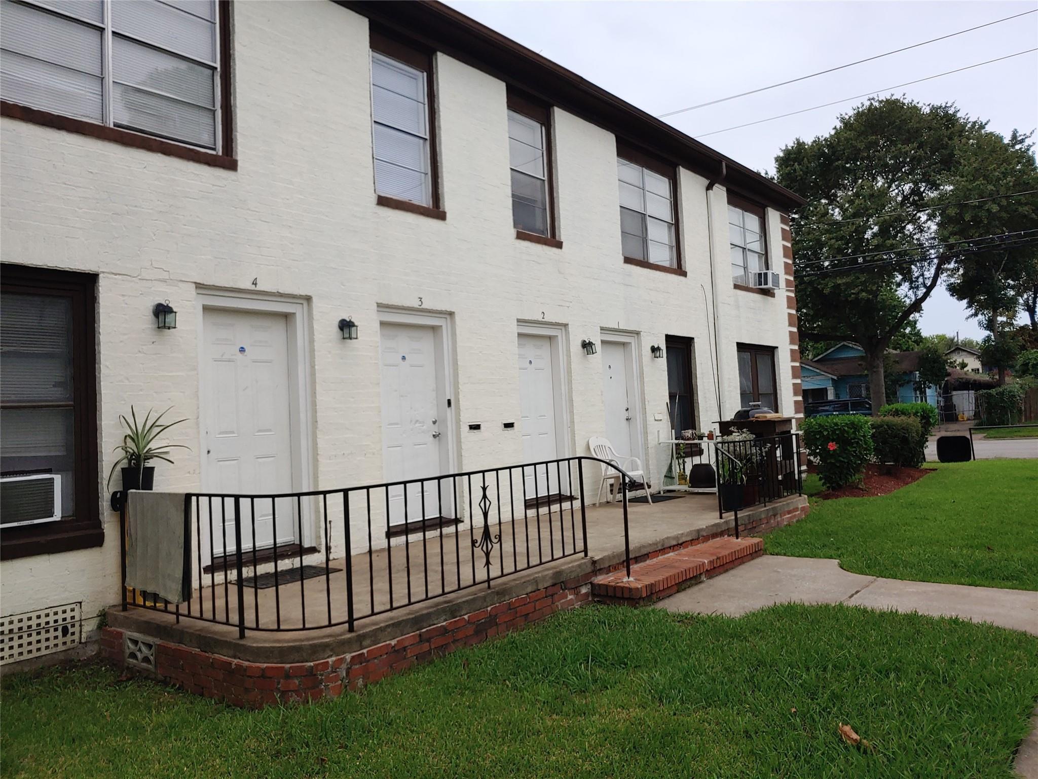 7301 Capitol Street 4