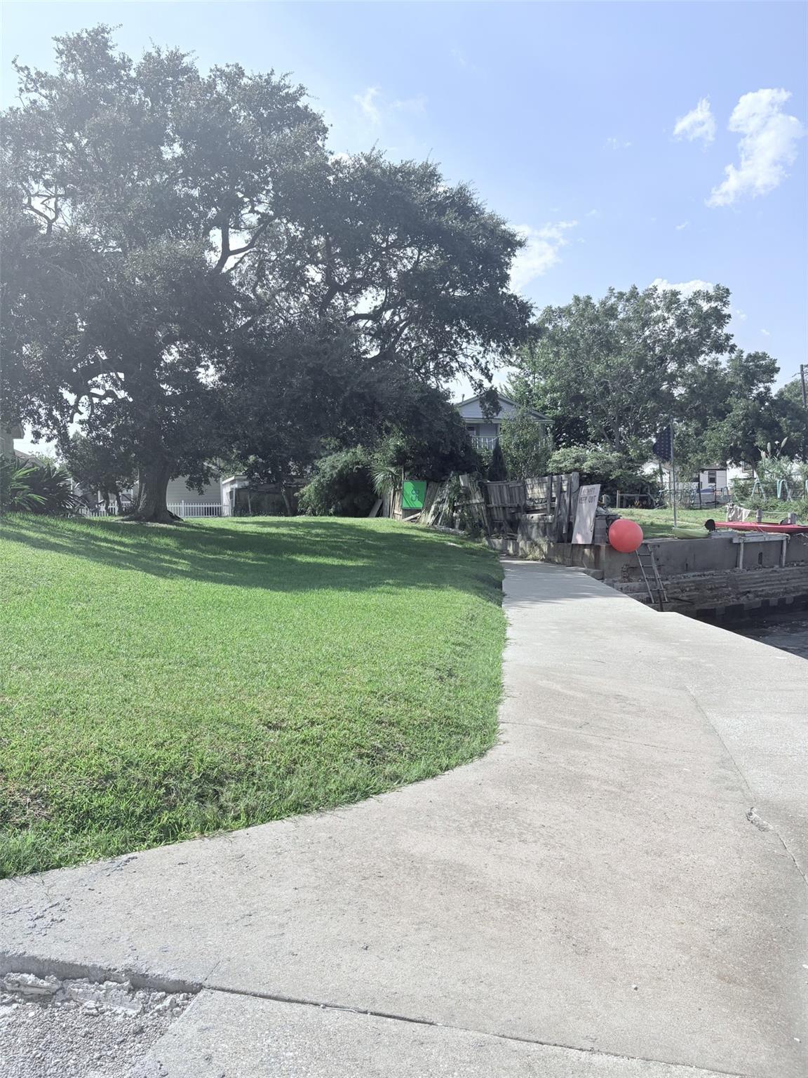6 Pine Bluff Street