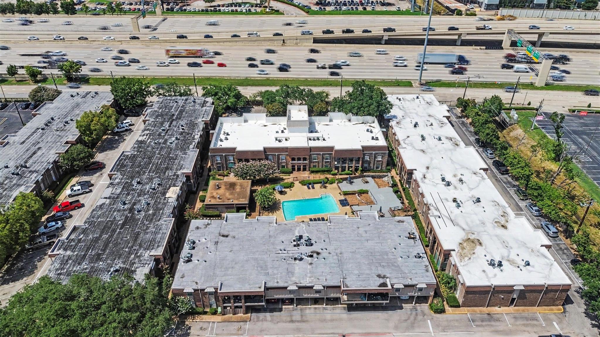 7575 Katy Freeway 93