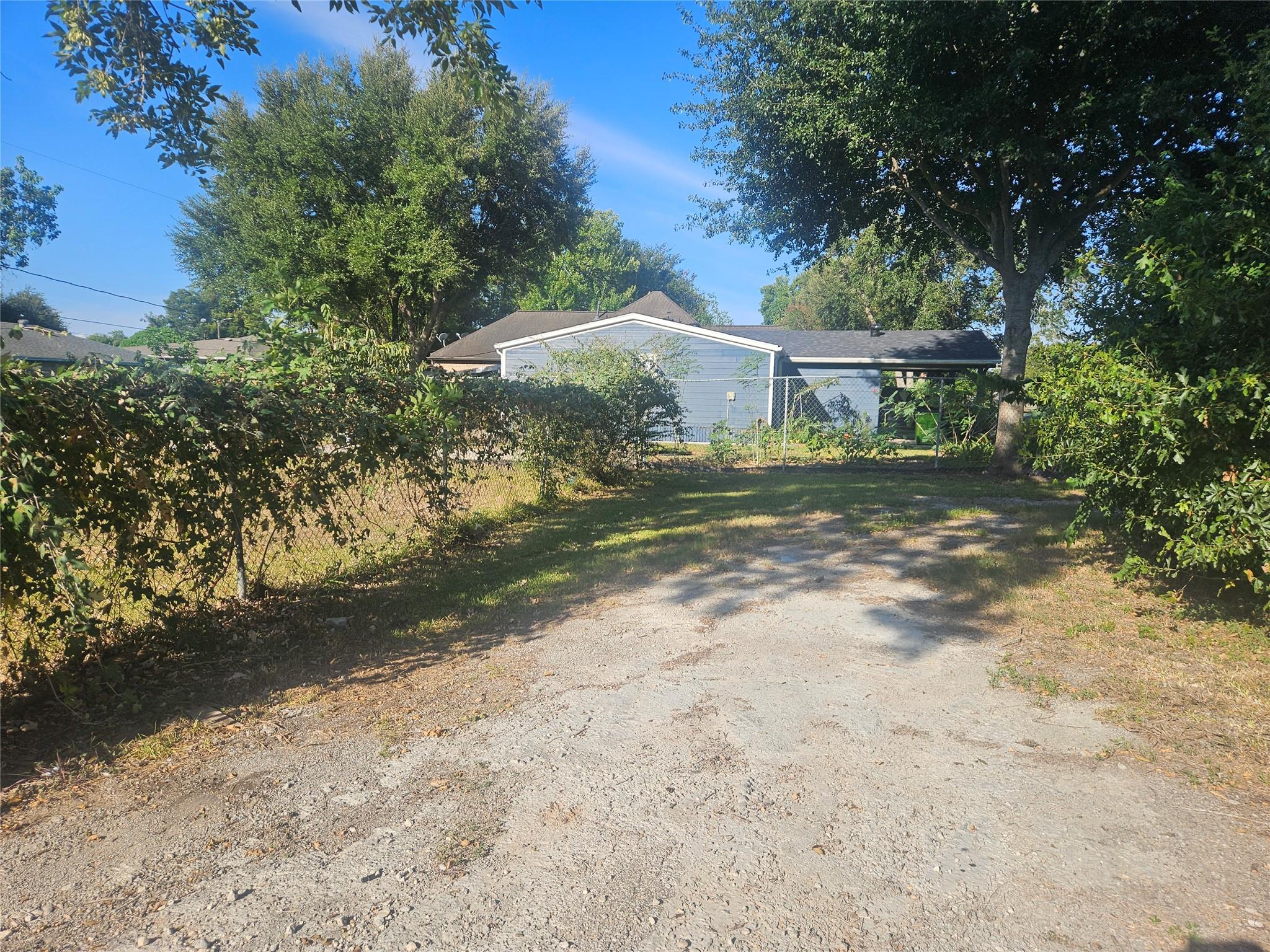 1105A Yorktown Street