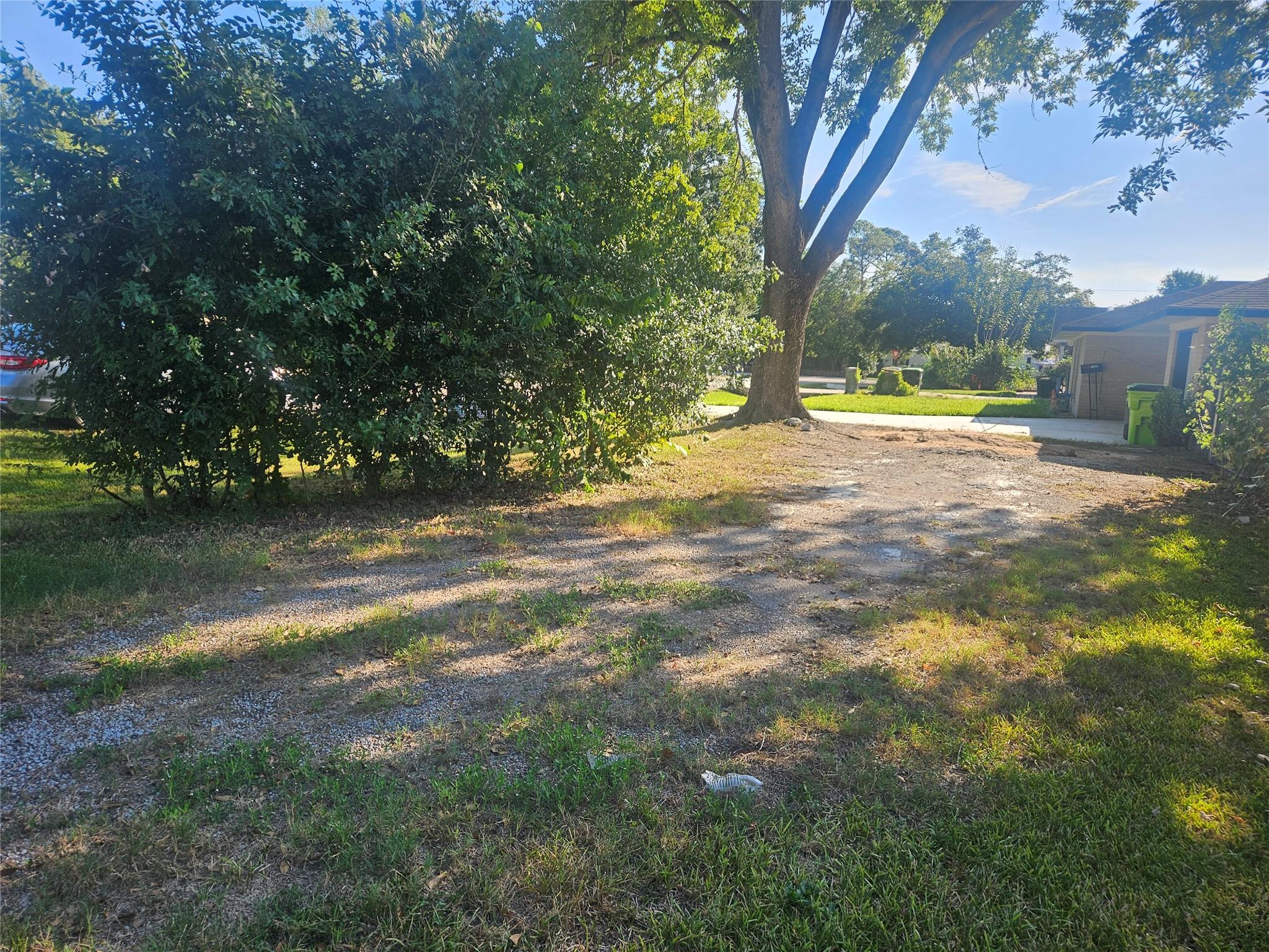 1105A Yorktown Street