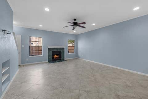 Photo of 9800 Pagewood Lane #3103, Houston, TX 77042 (MLS # 26076266)