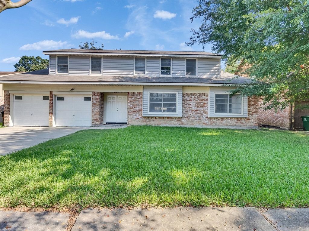 Photo of 12710 Crow Valley Lane, Houston, TX 77099 (MLS # 40727986)
