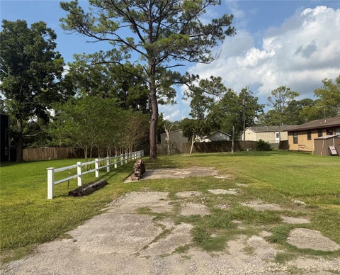 Vacant Land For Sale - 0000 Ave G<br/> Dickinson, TX 77539