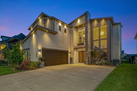 Photo of 725 Pegasus Lane, League City, TX 77573 (MLS # 97202185)