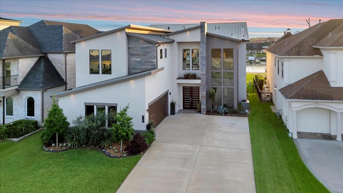725 Pegasus Lane