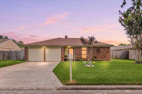 Photo of 408 28th Avenue N, Texas City, TX 77590 (MLS # 92075050)