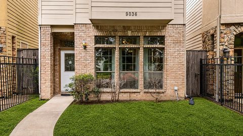 Photo of 9036 Lakes At 610 Drive, Houston, TX 77054 (MLS # 70983586)