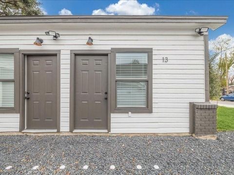 Photo of 905 74th Street #3, Houston, TX 77011 (MLS # 82711895)