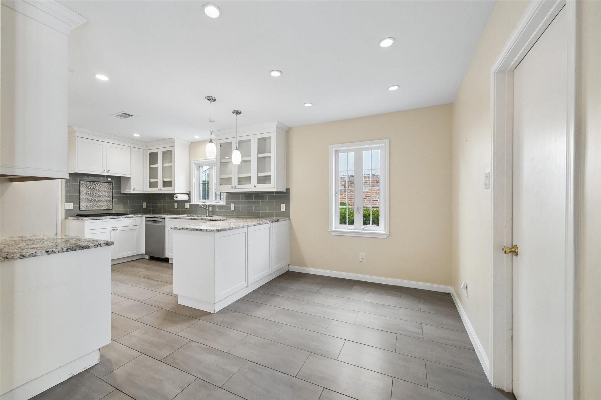 10018 Overbrook Lane